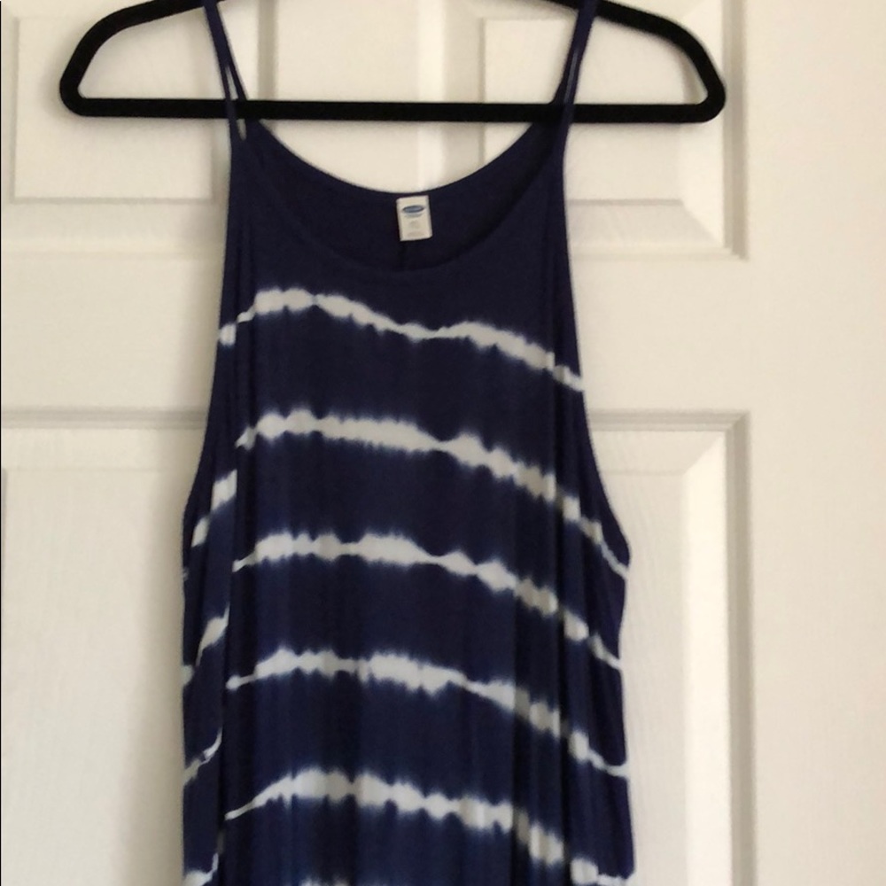 Dress - Picture 2 of 5
